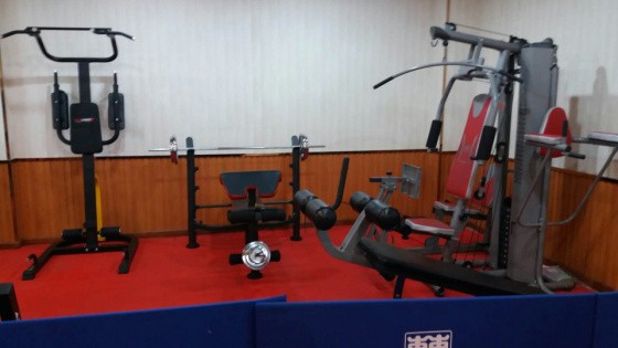 海軍航空大學(xué)外訓(xùn)系健身房