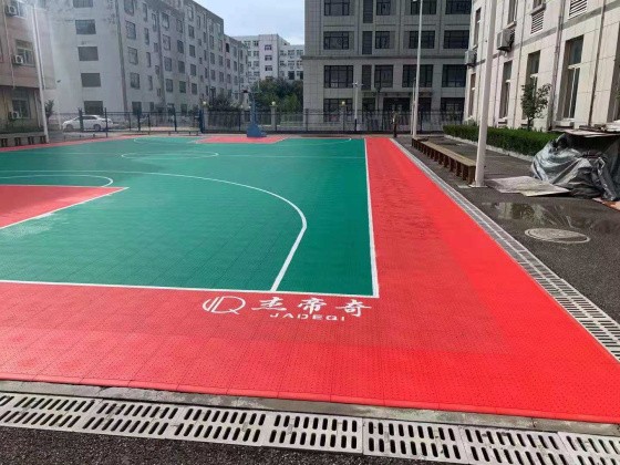 萬華集團職工之家室外軟塑藍球場