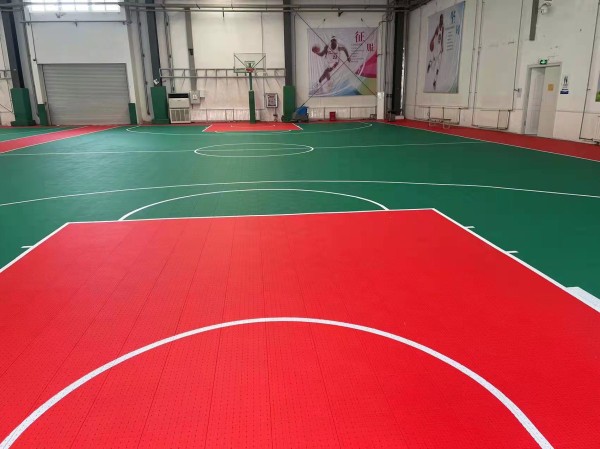 萬華集團(tuán)室內(nèi)二片軟塑藍(lán)球場